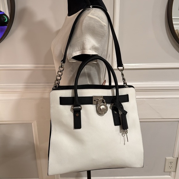 Michael Kors Bag Vintage Large Hamilton Tote Bag - Picture 8 of 17